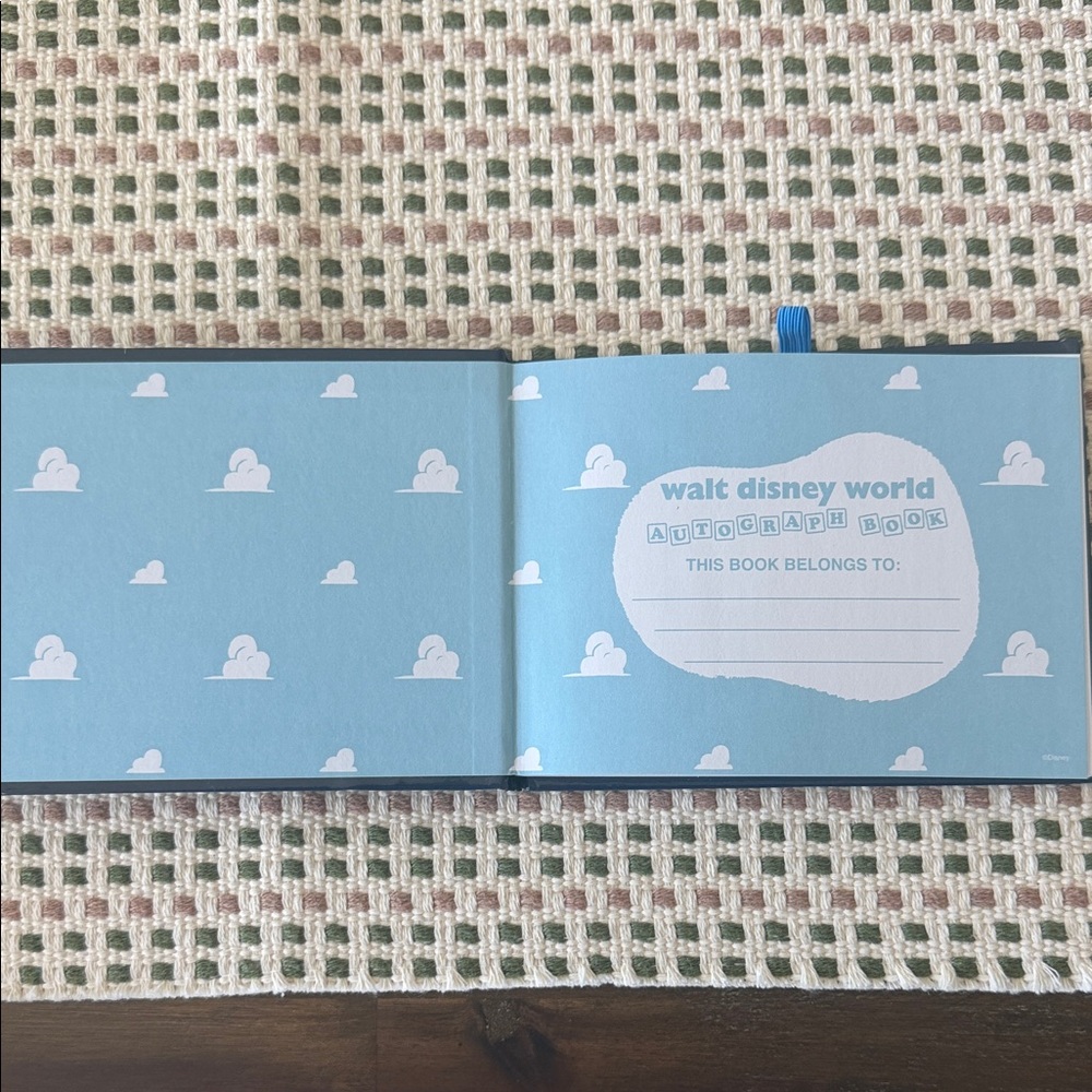 Disney Pixar Autograph Book - Picture 5 of 6